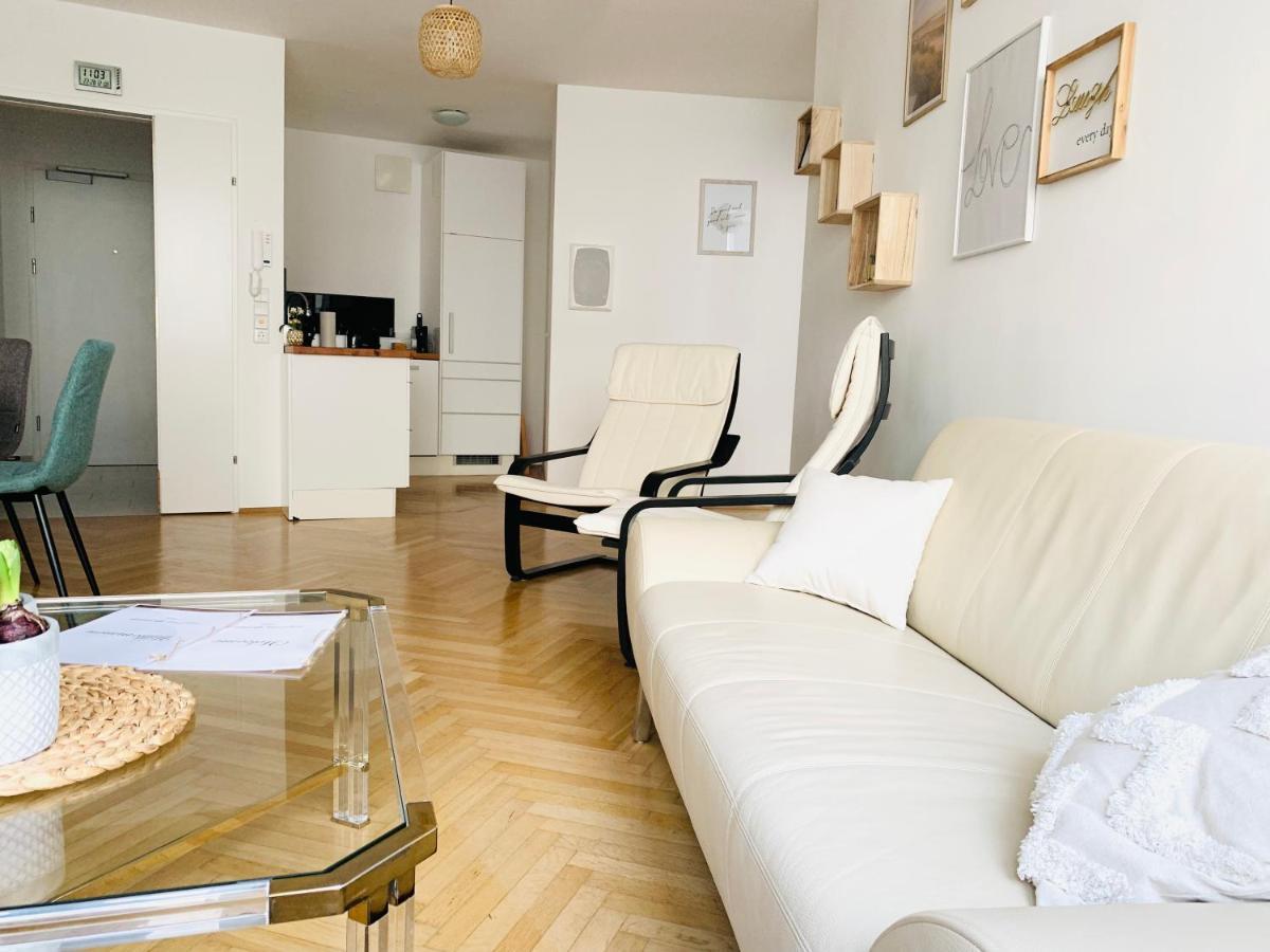 Ruhige Wohnung Im Gasometer Wien *Wifi*U3*Netflix* Екстериор снимка